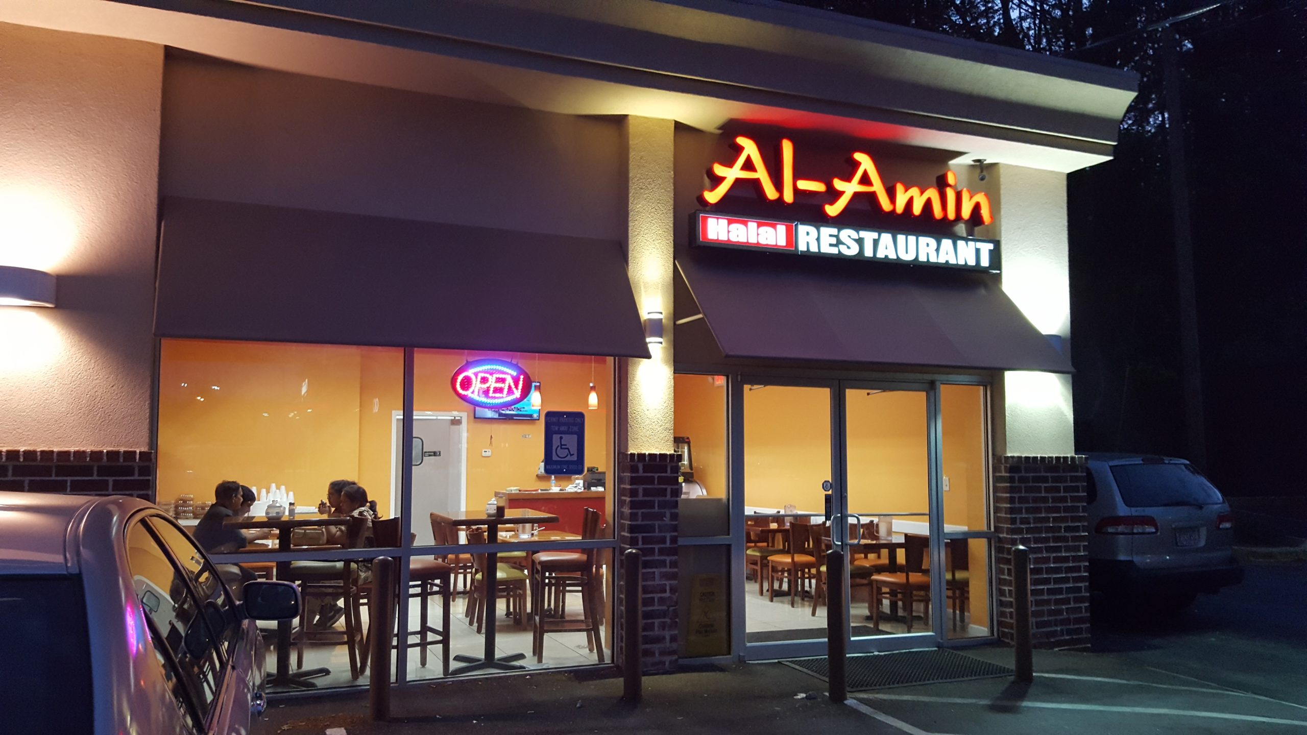 Restaurant dining table